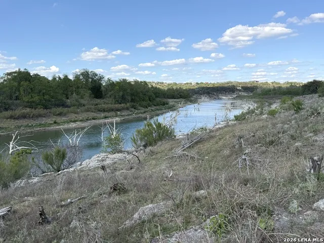 2287 San Jose Canyon Lake, TX 78133