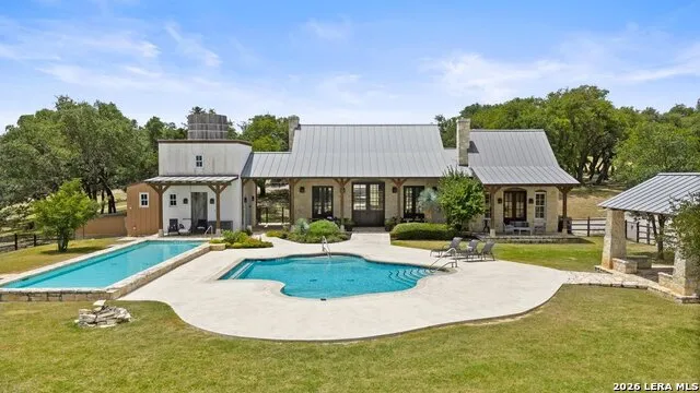 207 VERBENA CT Johnson City, TX 78636
