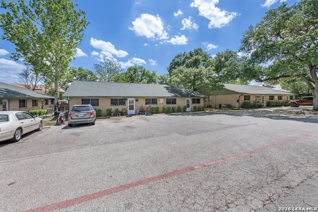 1218 S Main Street Boerne, TX 78006