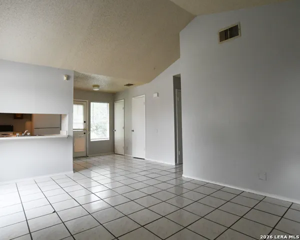 5529 Lochmoor Unit 2 San Antonio, TX 78244