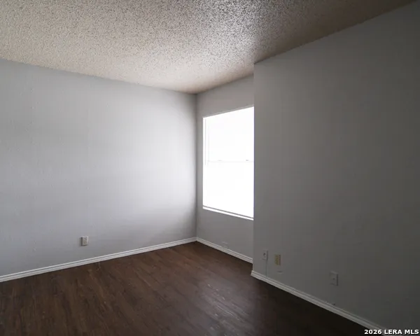 5529 Lochmoor Unit 2 San Antonio, TX 78244
