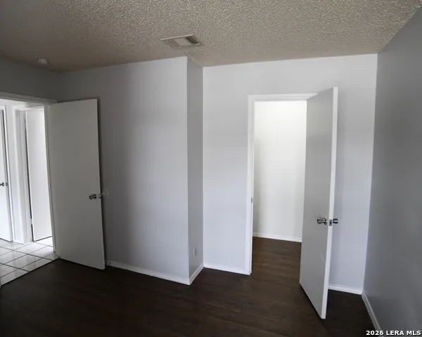5529 Lochmoor Unit 2 San Antonio, TX 78244