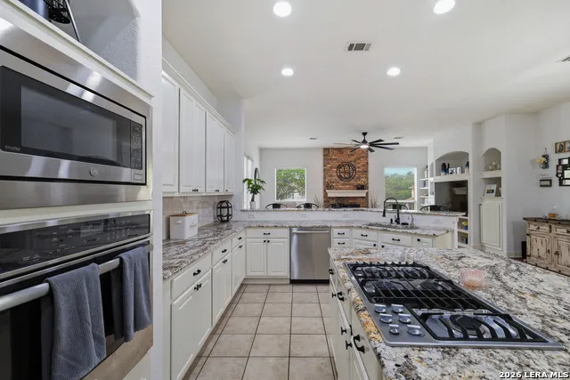 71 Sable HTS San Antonio, TX 78258