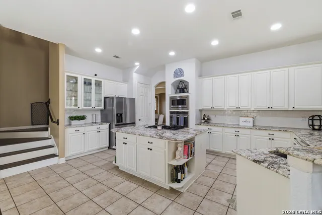 71 Sable HTS San Antonio, TX 78258