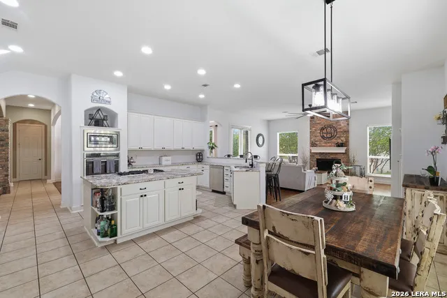 71 Sable HTS San Antonio, TX 78258