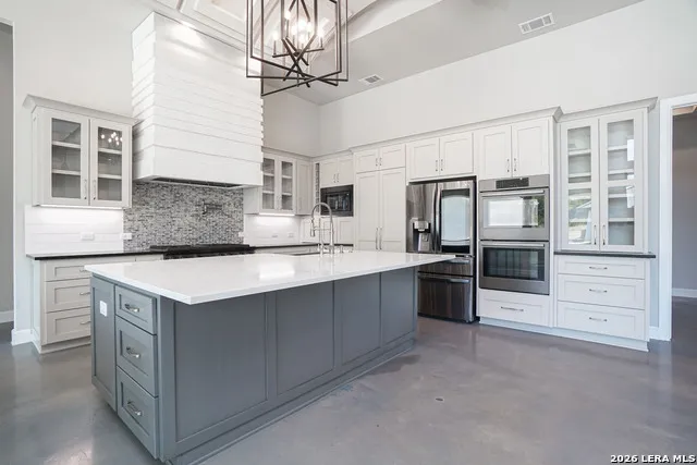 922 Maximino Ridge Bulverde, TX 78163