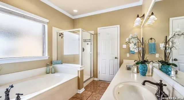 8023 JALANE OAKS San Antonio, TX 78255