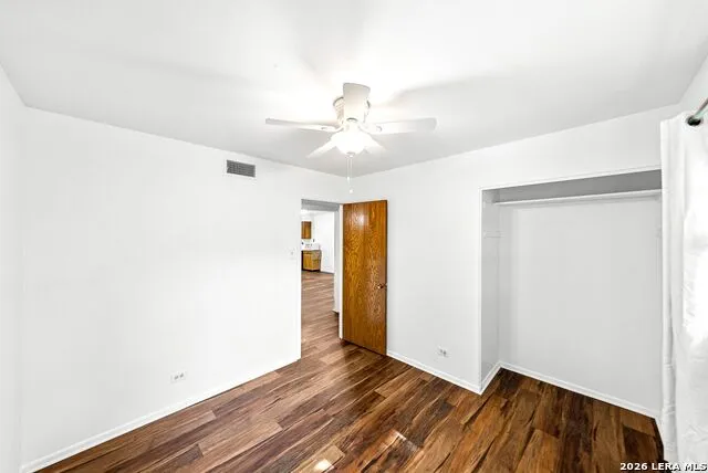 145 VALLEY OAK DR Schertz, TX 78154