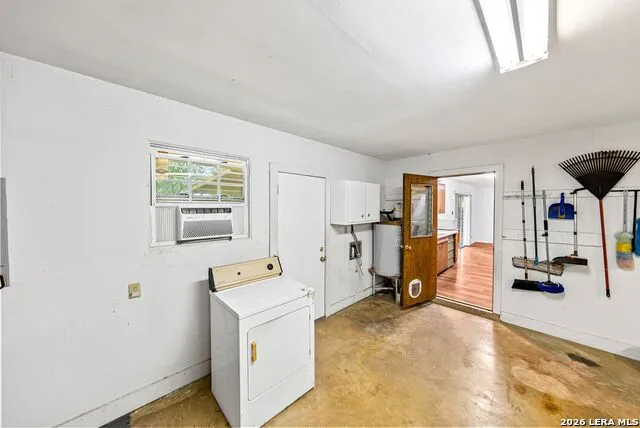 145 VALLEY OAK DR Schertz, TX 78154