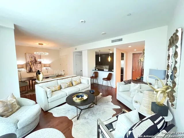 610 E Market St Unit 3109 San Antonio, TX 78205