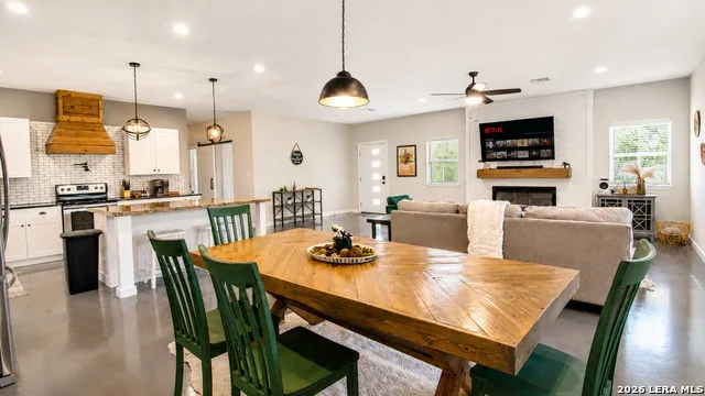 101 LIBERTY BELL LN Fischer, TX 78623