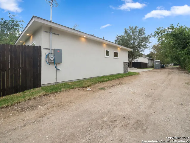 5338 Howard St San Antonio, TX 78212