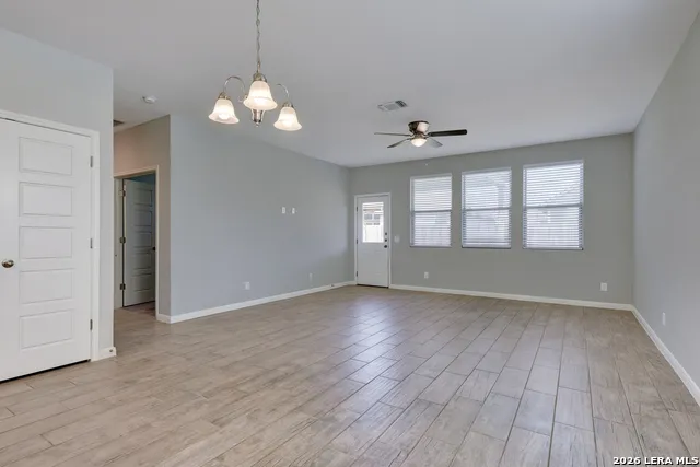 1945 Edelweiss New Braunfels, TX 78130