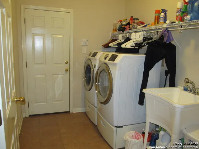 118 STONEWALL BND San Antonio, TX 78256