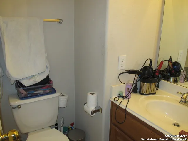 118 STONEWALL BND San Antonio, TX 78256