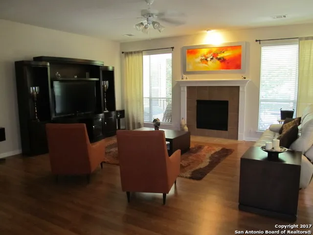 118 STONEWALL BND San Antonio, TX 78256