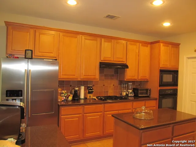 118 STONEWALL BND San Antonio, TX 78256