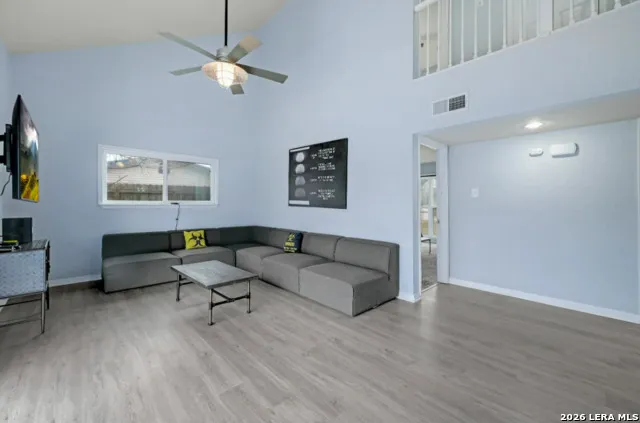 827 Briarcliff Dr San Antonio, TX 78213