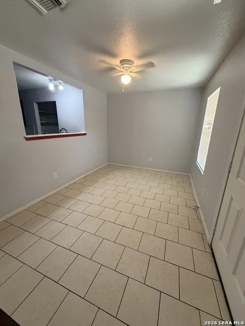 6131 LAKE VICTORIA ST San Antonio, TX 78222