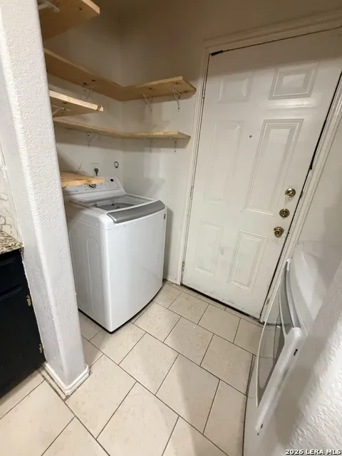 6131 LAKE VICTORIA ST San Antonio, TX 78222