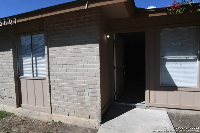 5607 LOCHMOOR Unit 2 San Antonio, TX 78244