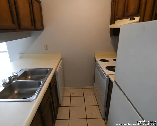 5607 LOCHMOOR Unit 2 San Antonio, TX 78244