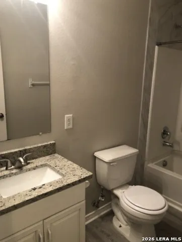 7806 KINGSBURY WOOD Unit 3 San Antonio, TX 78240