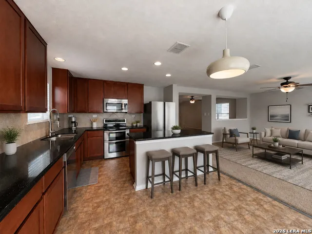 3522 Sunbird Bay San Antonio, TX 78245