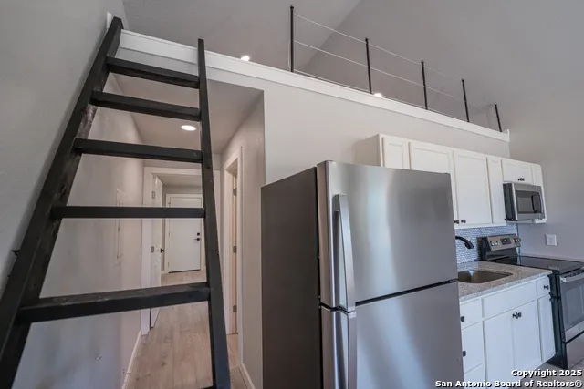 1225 Texas Oaks Unit B Spring Branch, TX 78070