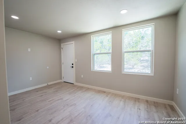 1225 Texas Oaks Unit B Spring Branch, TX 78070