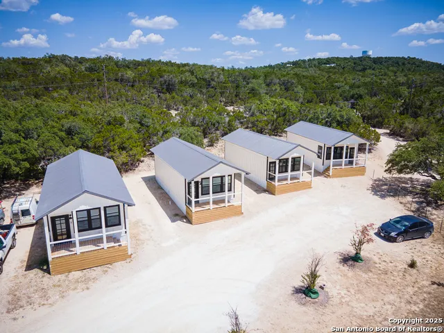 1225 Texas Oaks Unit B Spring Branch, TX 78070