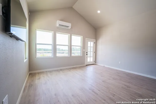 1225 Texas Oaks Unit B Spring Branch, TX 78070
