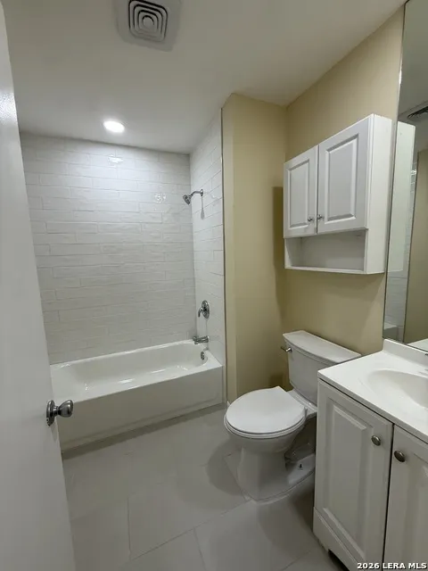 247 GREENHILL PASS San Antonio, TX 78213