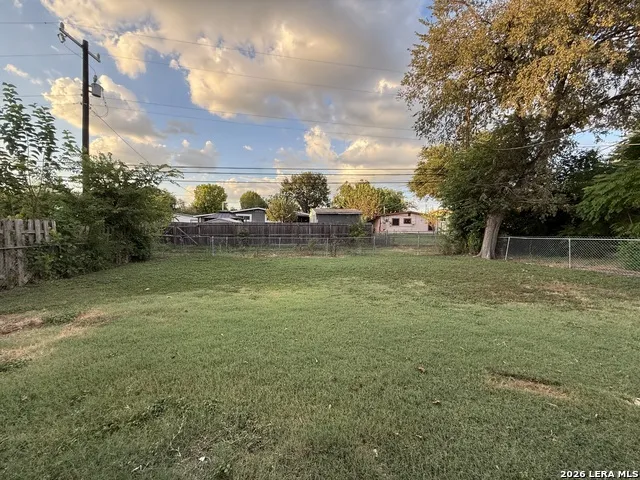 247 GREENHILL PASS San Antonio, TX 78213