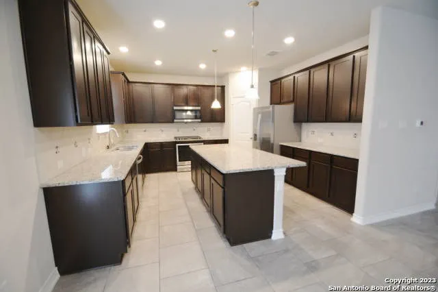 21507 ARROYO FRIO San Antonio, TX 78259