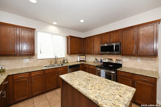 23815 Misty peak San Antonio, TX 78258