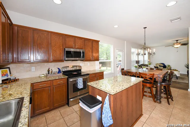 23815 Misty peak San Antonio, TX 78258