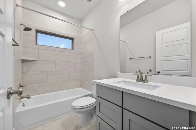 145 MERRY CALF LN Boerne, TX 78006