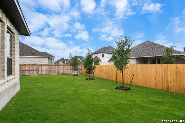 145 MERRY CALF LN Boerne, TX 78006