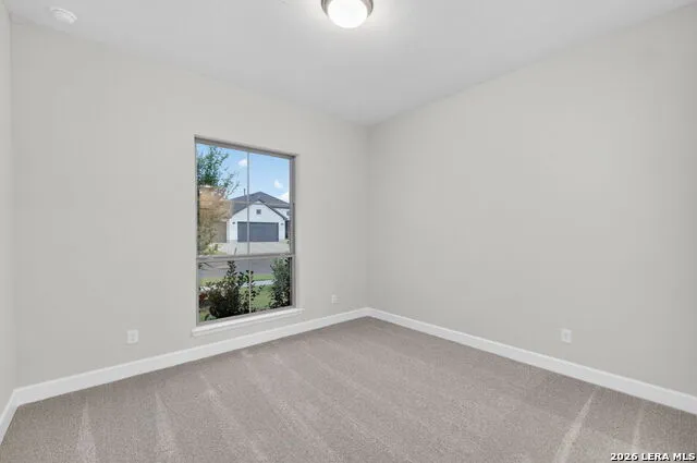 145 MERRY CALF LN Boerne, TX 78006