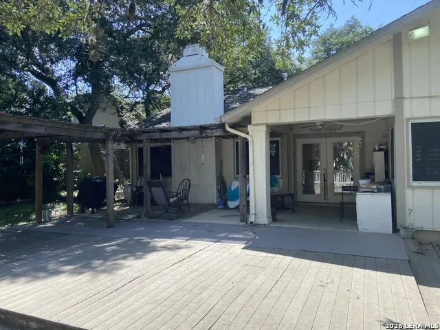 8558 Marathon Universal City, TX 78148