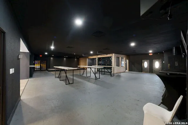 4946 Rigsby Ave San Antonio, TX 78222