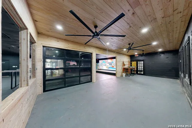 4946 Rigsby Ave San Antonio, TX 78222