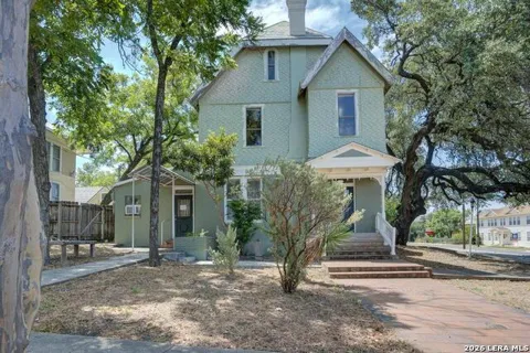 1818 San Pedro