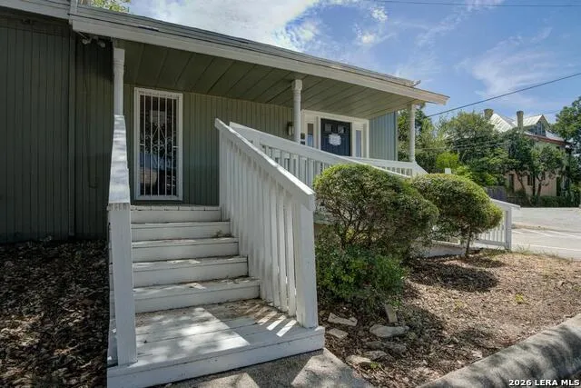 1818 San Pedro San Antonio, TX 78212