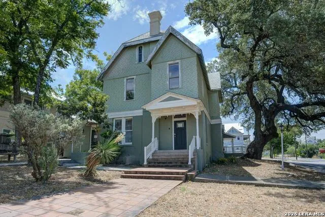 1818 San Pedro San Antonio, TX 78212