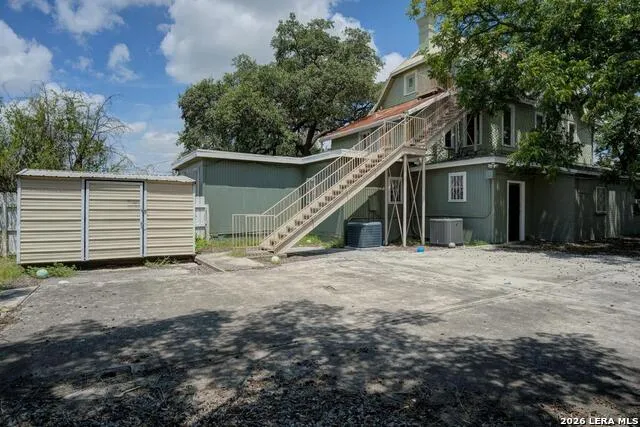 1818 San Pedro San Antonio, TX 78212