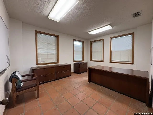 1500 Simmons Ave Jourdanton, TX 78026