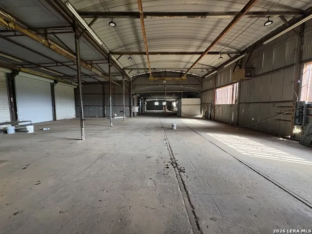 1500 Simmons Ave Jourdanton, TX 78026