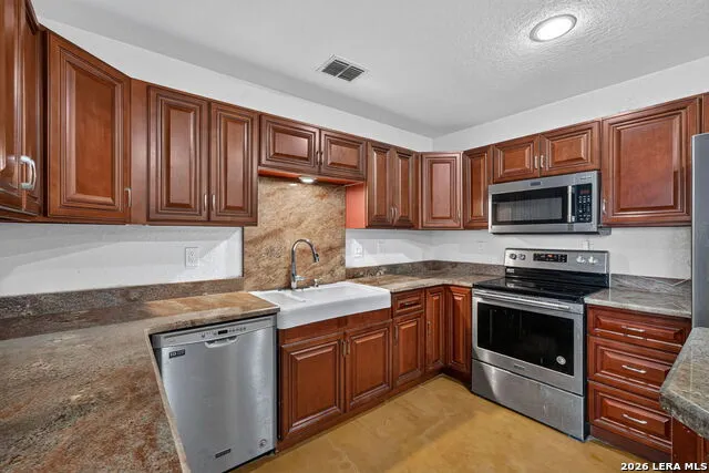 4044 W Fm 476 Poteet, TX 78065